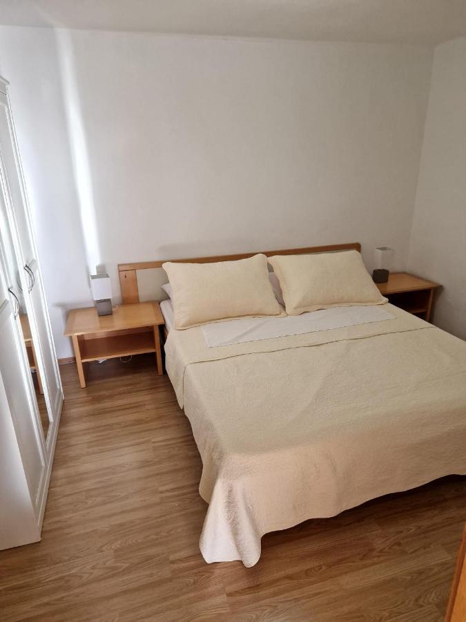 Apartment Misic Rtina Luaran gambar