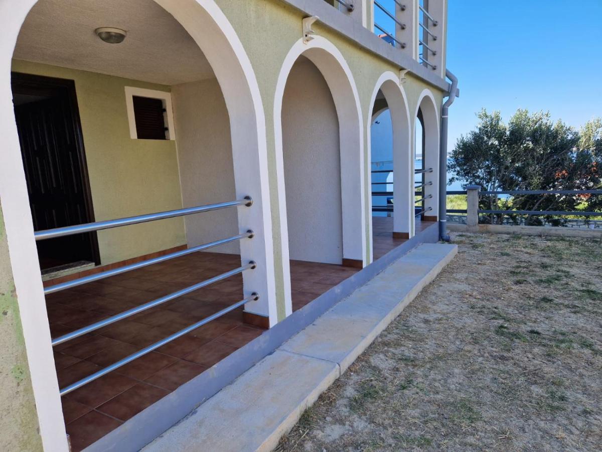 Apartment Misic Rtina Luaran gambar